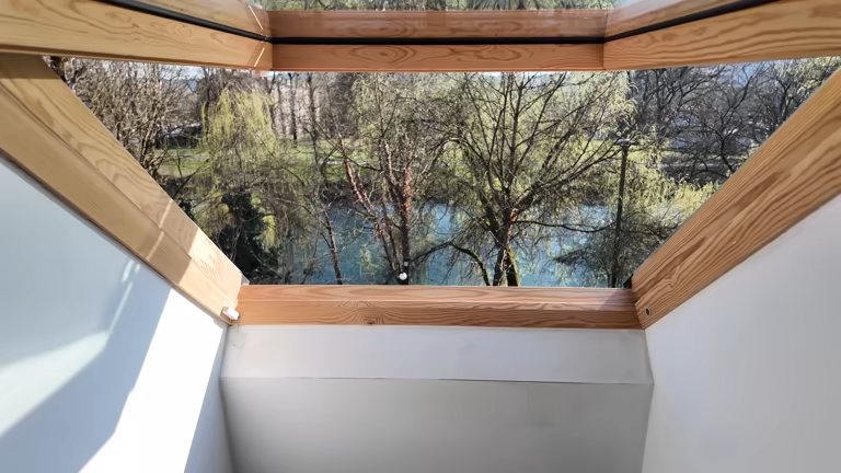 Opening Rooflights for Flat Roofs: The Complete Guide to Light and Ventilation